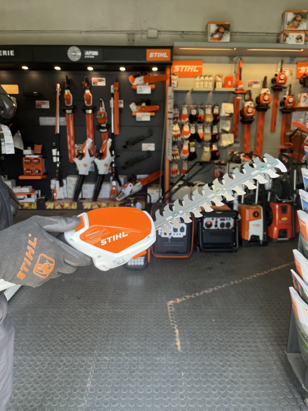 Taille-haie Stihl HSA 26